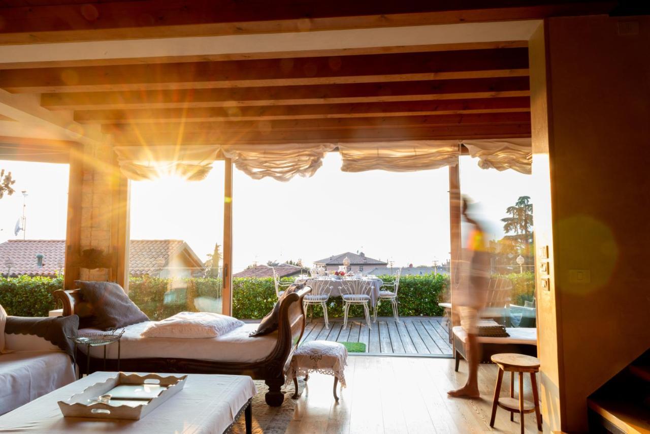 Villa Casa Antichità Torri Del Benaco Esterno foto