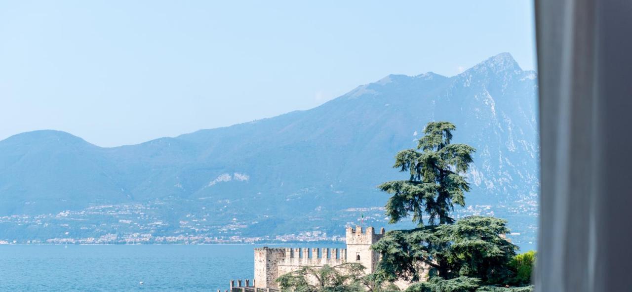 Villa Casa Antichità Torri Del Benaco Esterno foto