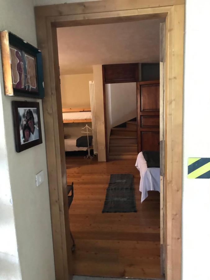 Villa Casa Antichità Torri Del Benaco Esterno foto