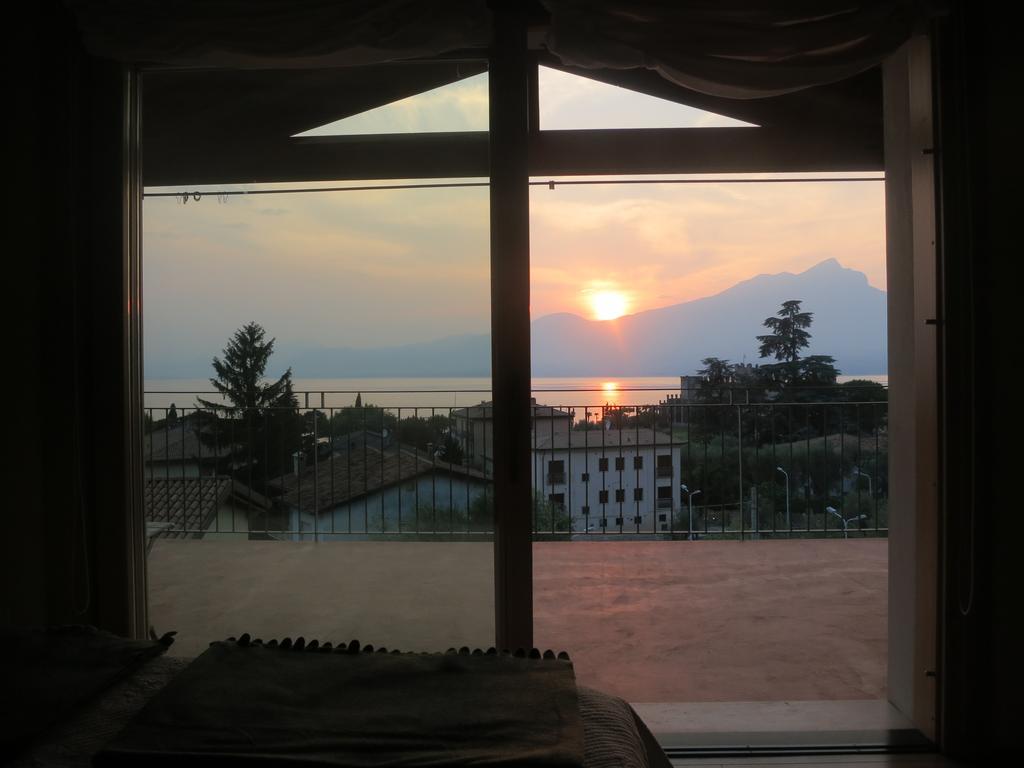 Villa Casa Antichità Torri Del Benaco Camera foto