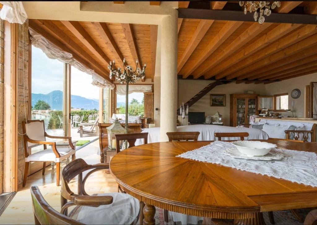 Villa Casa Antichità Torri Del Benaco Esterno foto