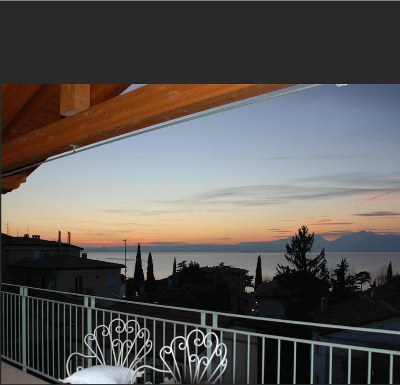 Villa Casa Antichità Torri Del Benaco Esterno foto