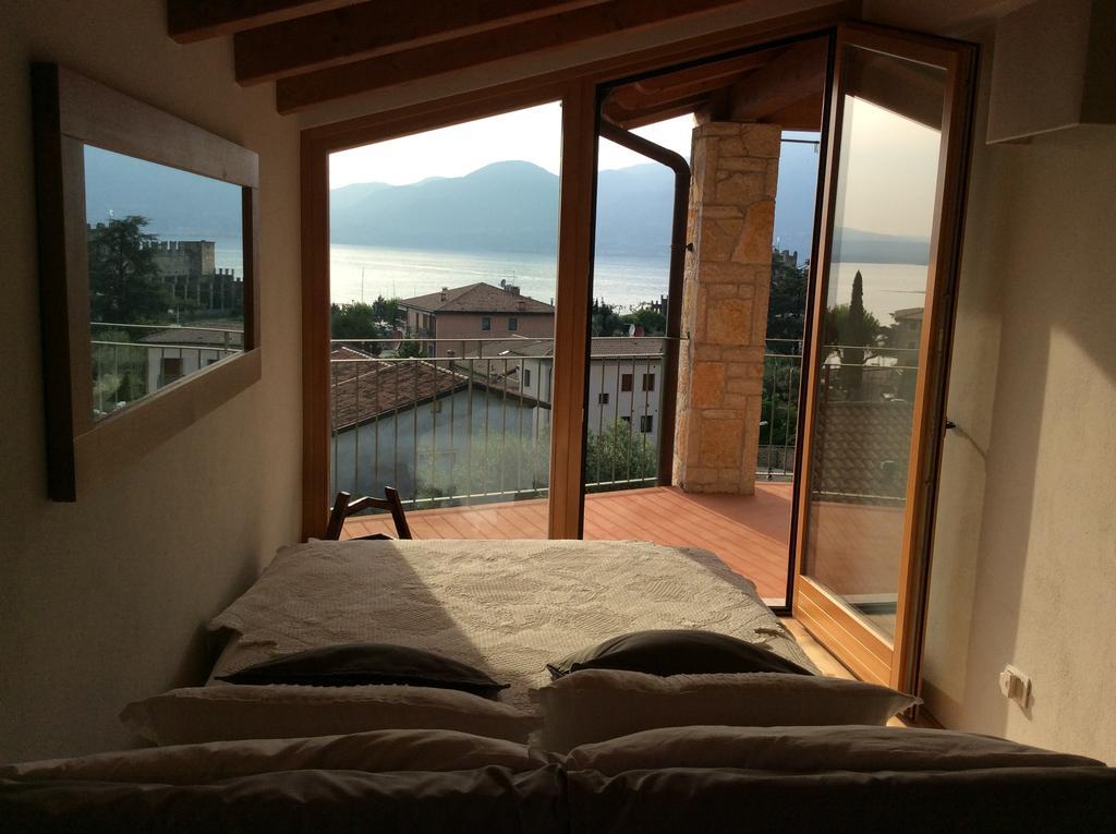 Villa Casa Antichità Torri Del Benaco Esterno foto
