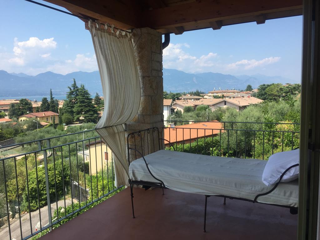 Villa Casa Antichità Torri Del Benaco Esterno foto